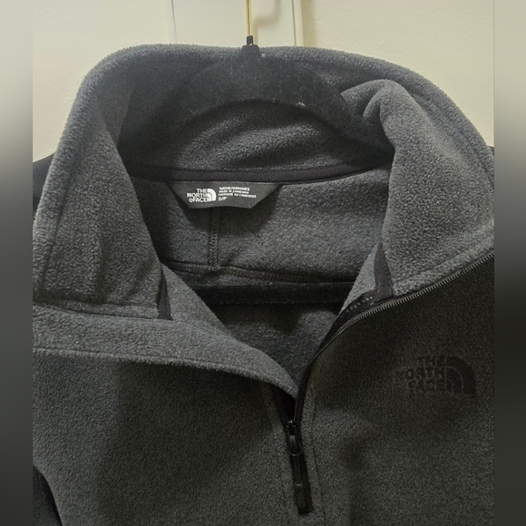 Sold - Picture 3 of 8